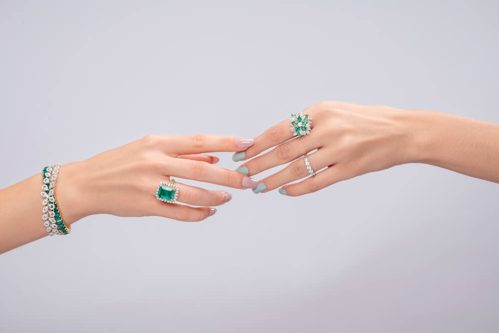 Copy of MOTIWALA JEWELLERY-27663 01 (1)